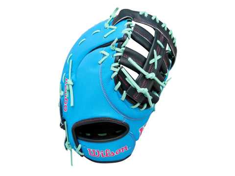 Wilson Fall 2025 A2000 1677SS 12.5" First Base Mitt