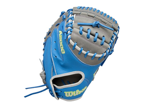Wilson Fall 2025 A2000 CM23SS 34” Fastpitch Catcher’s Mitt